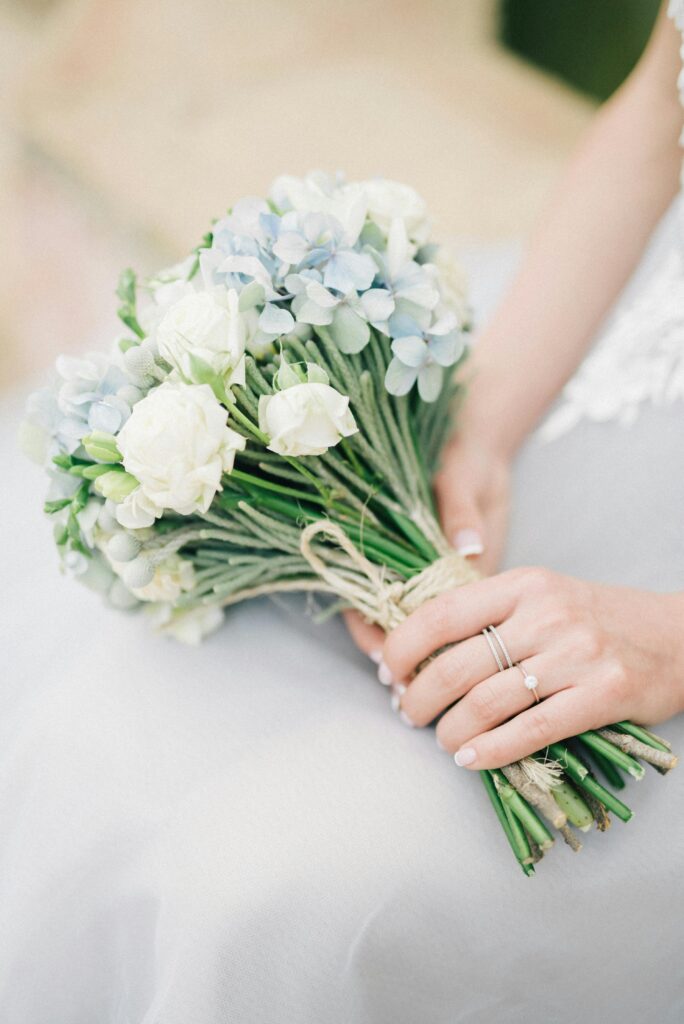 Wedding Officiant pexels leeloothefirst 5038050